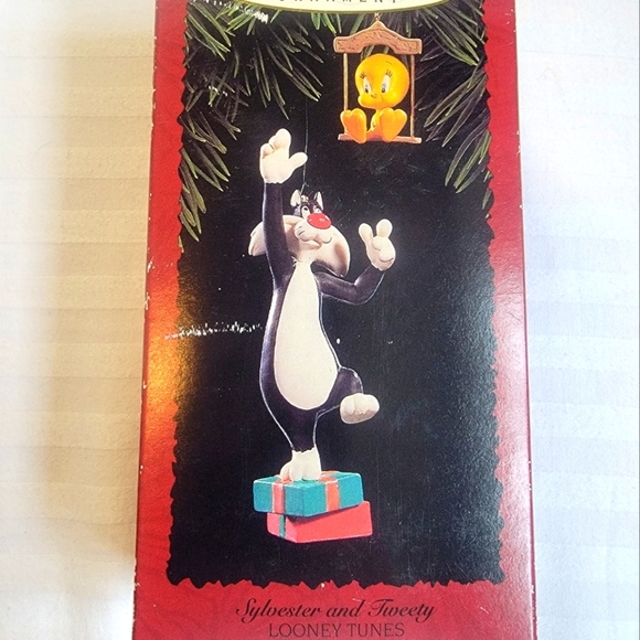 Hallmark Other - Hallmark Keepsake Sylvester and Tweety HANG - TOGETHER Christmas Ornament